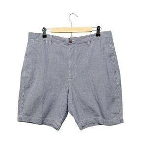 Men's Chaps Blue Striped Seersucker Flat Front Shorts  Size 36 Chino Preppy Golf